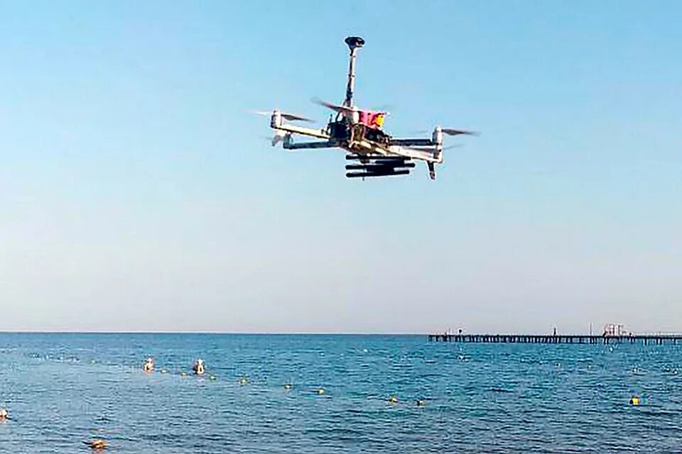 Дрон над морем. Беспилотник анапа. бпла анапа. беспилотник над морем в анапе. анпа беспилотник украина.