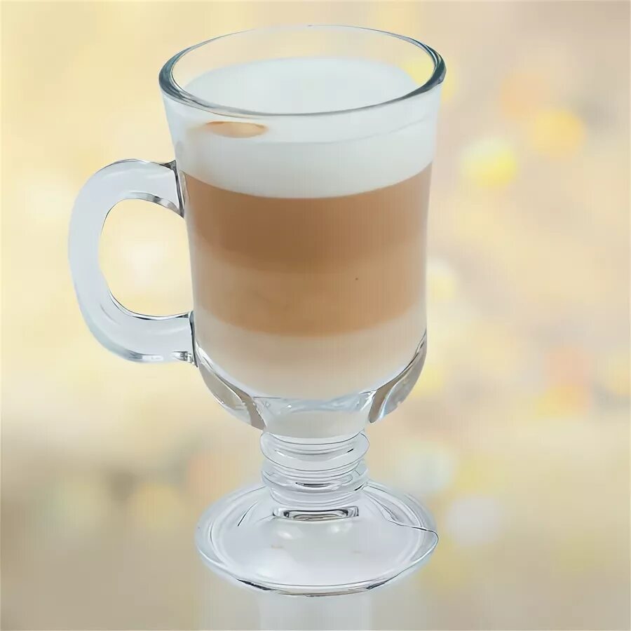 кофейный напиток из вспененного молока. латте и латте макиато. кофейный напиток из вспененного молока. кофейные напитки старая мельница 90х годов.