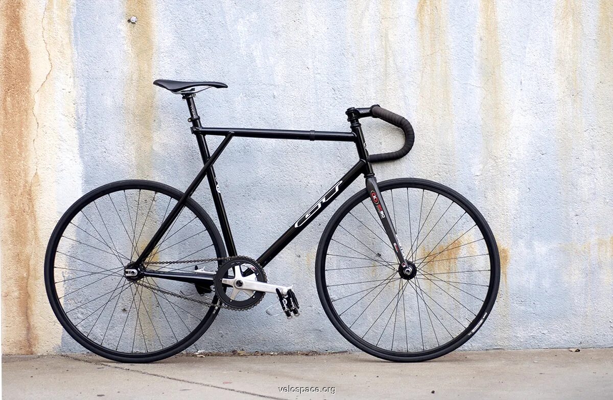 Рама gt triple triangle. Фиксед гир look. Cannondale sr500. Fixed gear mavic. Track fixed.