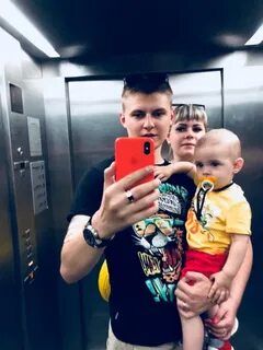 Сколько лет холдику