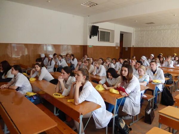 Кропоткинский медицинский колледж отзывы. Медицинский колледж искитим. Кмк кропоткин. Варшавское шоссе 16а медколледж. Кмк краснокаменский медицинский колледж.