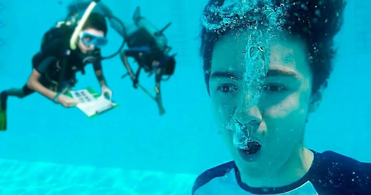 Как можно дышать под водой. Кислородный респиратор triton. Маска для дайвинга тритон (triton). Жабры тритон для подводного плавания. Как дышать под водой.