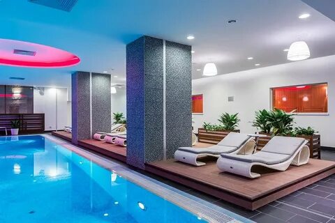 Hotels sales