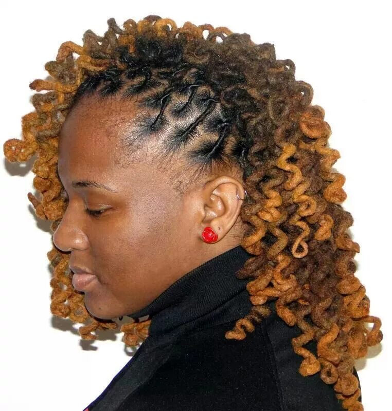 Африканские прически. Афро резинка на волосах. Тейона паррис. Афрокосички на резинке. Афро резиночки прически.