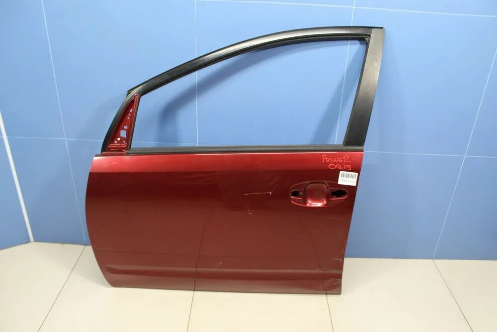 Toyota prius дверь. Toyota prius дверь