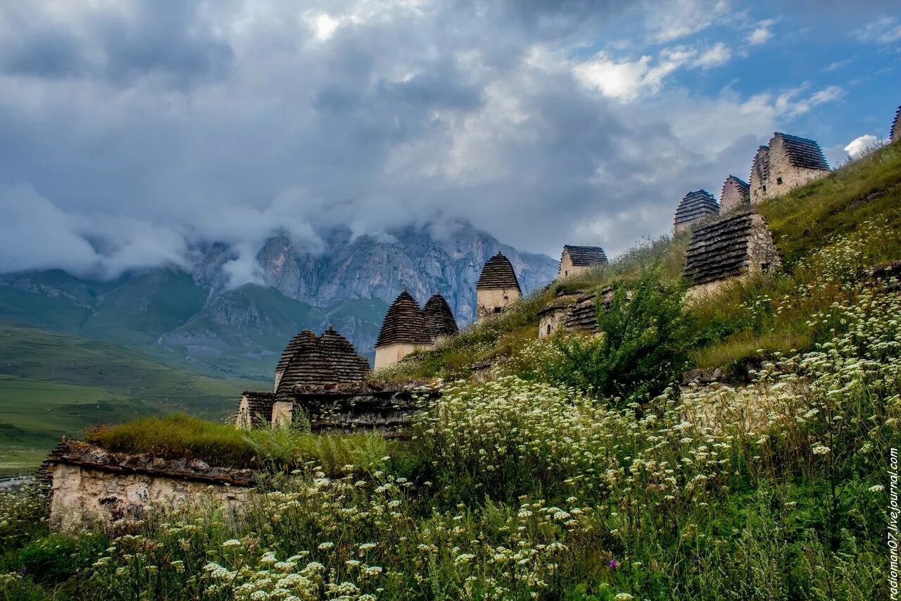Республика Северная Осетия Алания. Республика Северная Осетия — Алани. Фиагдон Даргавс. Северная Осетия Алания горы. Фото осетии
