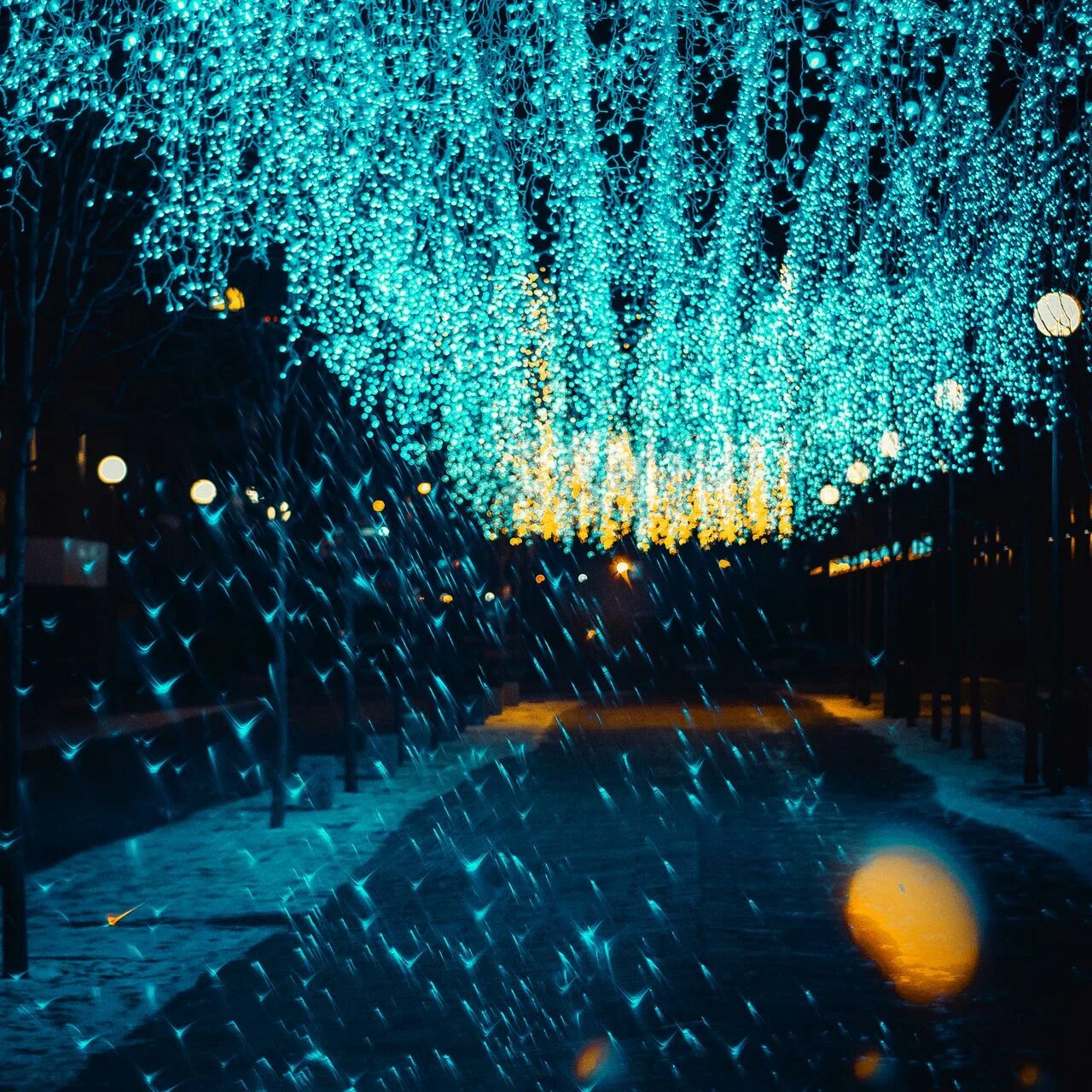 Illumination lighting. Светильник "лампочка". Блик фонаря. Illumination lighting. Light show.