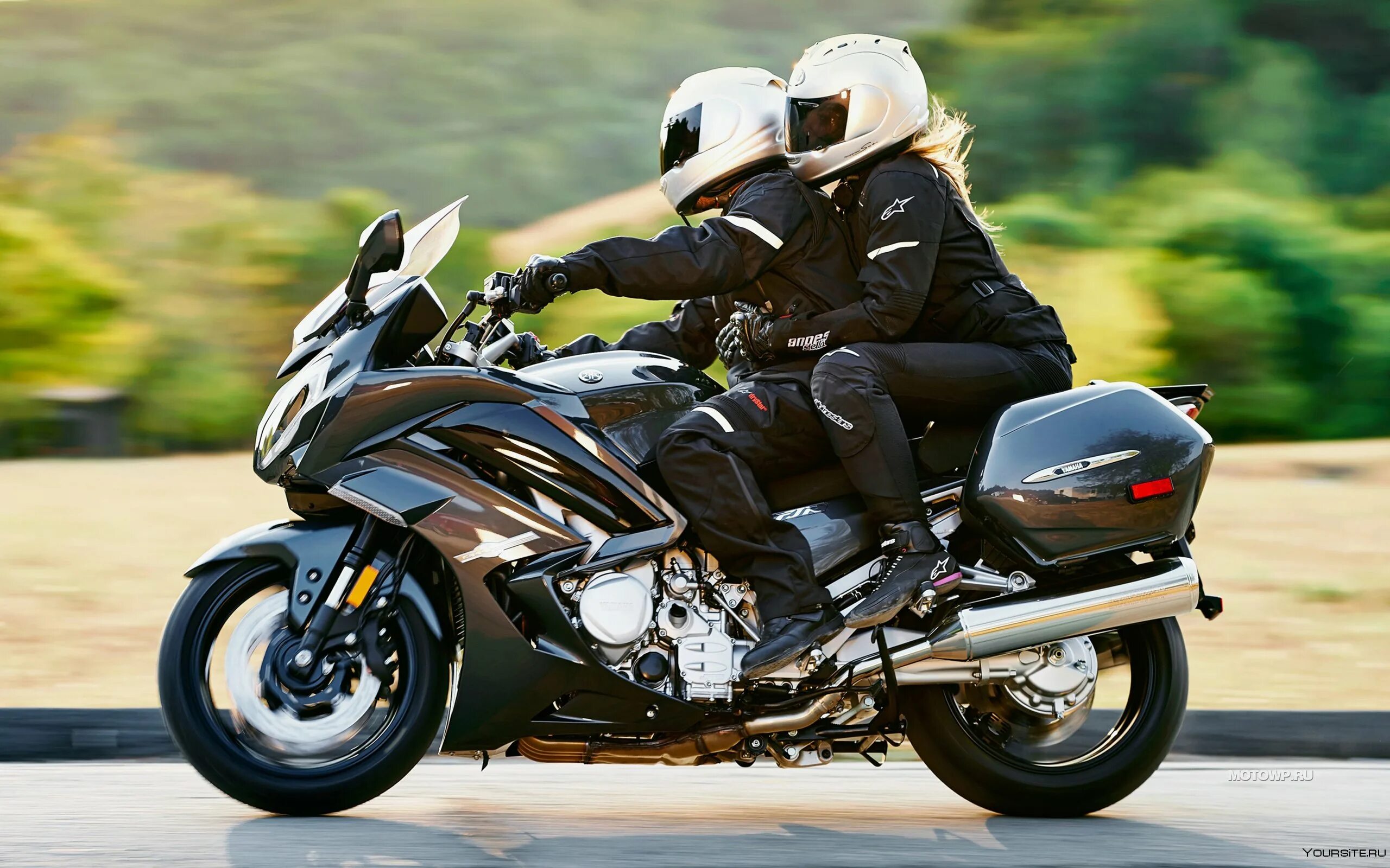 Хонда голд винг 1800. Bmw rt 1200. Мотоцикл honda dn-01. Yamaha star venture 2021. Мотоцикл ямаха турист.