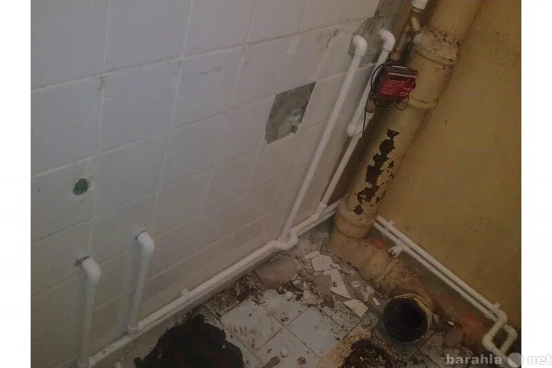 Замена труб в квартире. Разводка труб под фильтры. Разводка труб под фильтры. Замена труб в самаре. Сантехника полипропиленовые трубы фото ремонт.