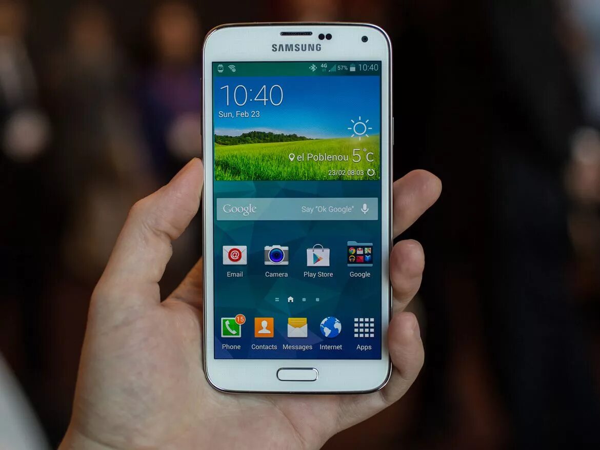 Samsung galaxy os. Samsung Galaxy s5 2014. Самсунг галакси 2014. Samsung Galaxy 2014 года. Samsung Galaxy s 2014.