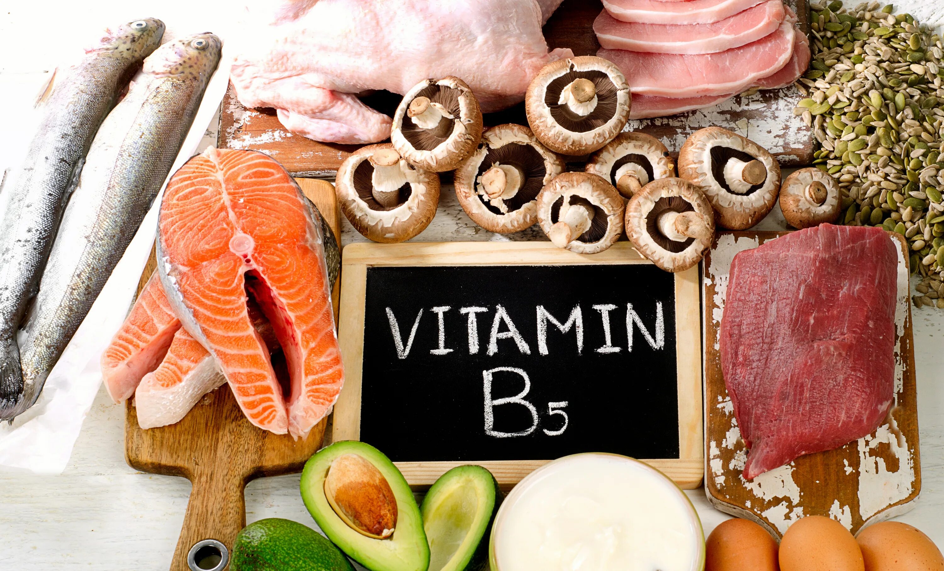 Источники группы б. Витамин b5 пантотеновая кислота. Витамины группы b5. Пантотеновая кислота (витамин b5) в продуктах. Источники витамина в5.