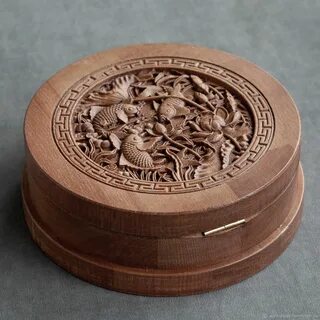 Круглые деревянные шкатулки