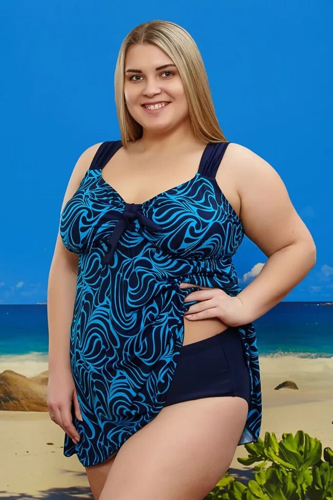 Купальник платье для полных. Очень полные женщины. Девушки 70 размера. Мода для очень полных женщин. Купальник платье большого размера.