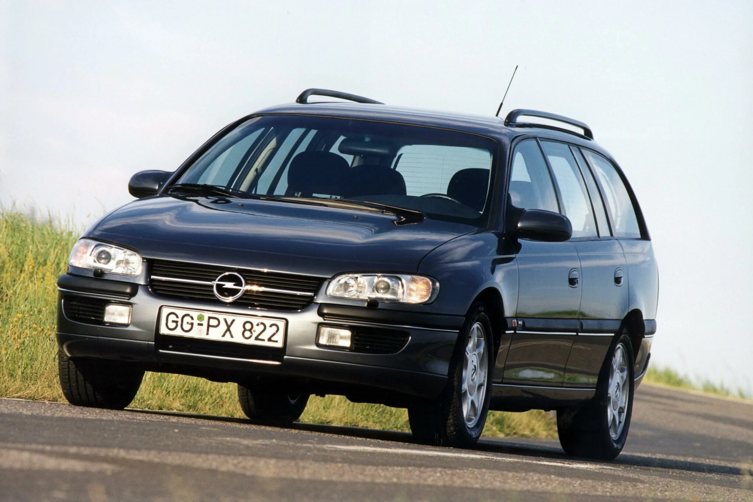 Opel Omega, 1994 универсал. Opel Omega b 1994-1999. Opel Omega b. Opel Omega универсал 2000. Омега б фото