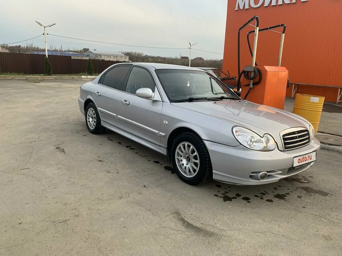 Хундай б у в россии. Hyundai Sonata 2005 Рестайлинг. Хендай Соната седан 2005. Е 345 ет 53 Хундай Соната. Hyundai Соната 2400 год.