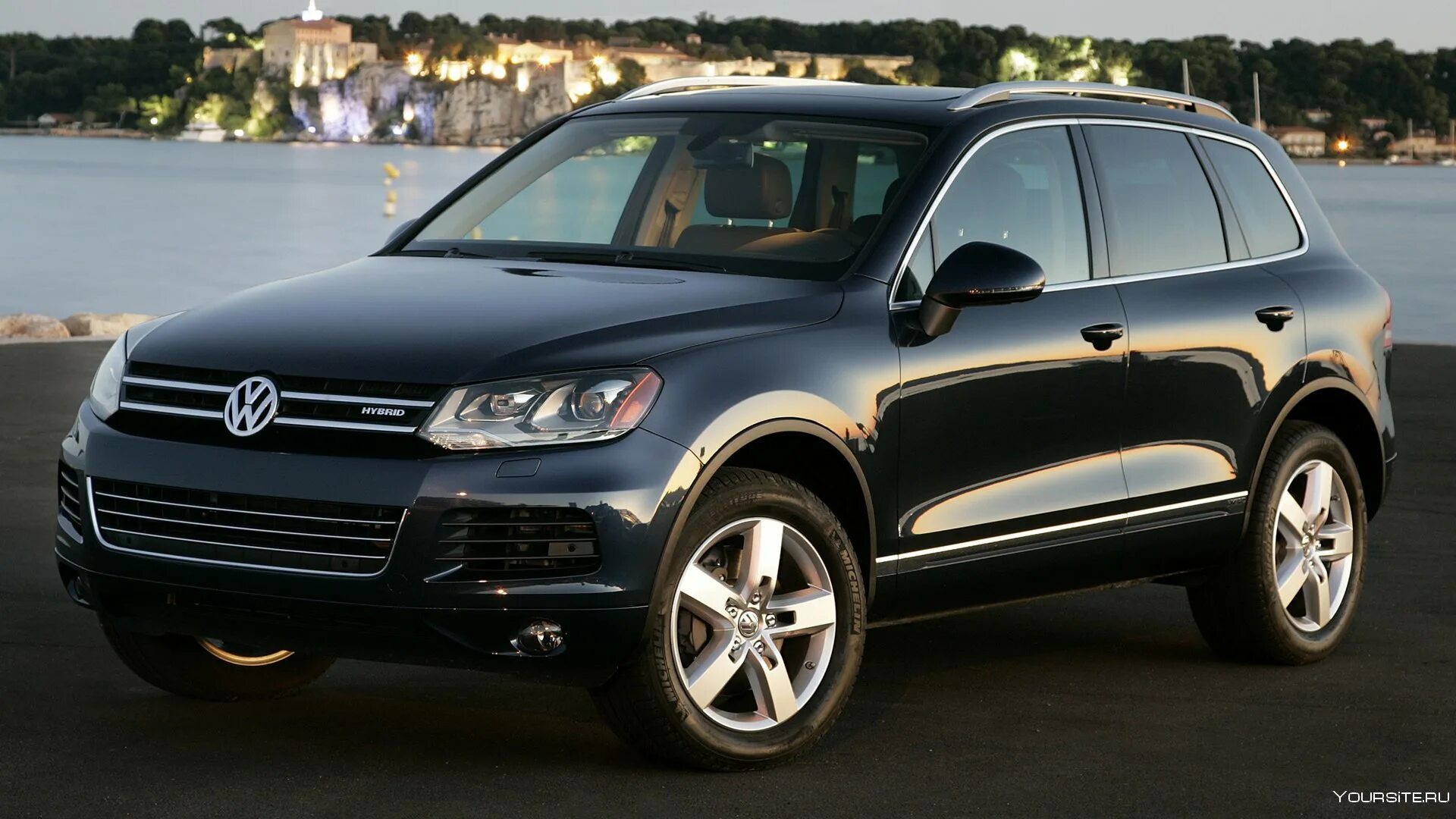 Volkswagen touareg 2014. Фольксваген Туарег 2. Фольксваген Туарег 2010. Фольксваген Touareg 2010. Фольксваген Туарег 2012.