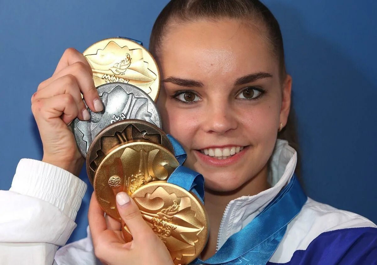 у дины 7 рублевых