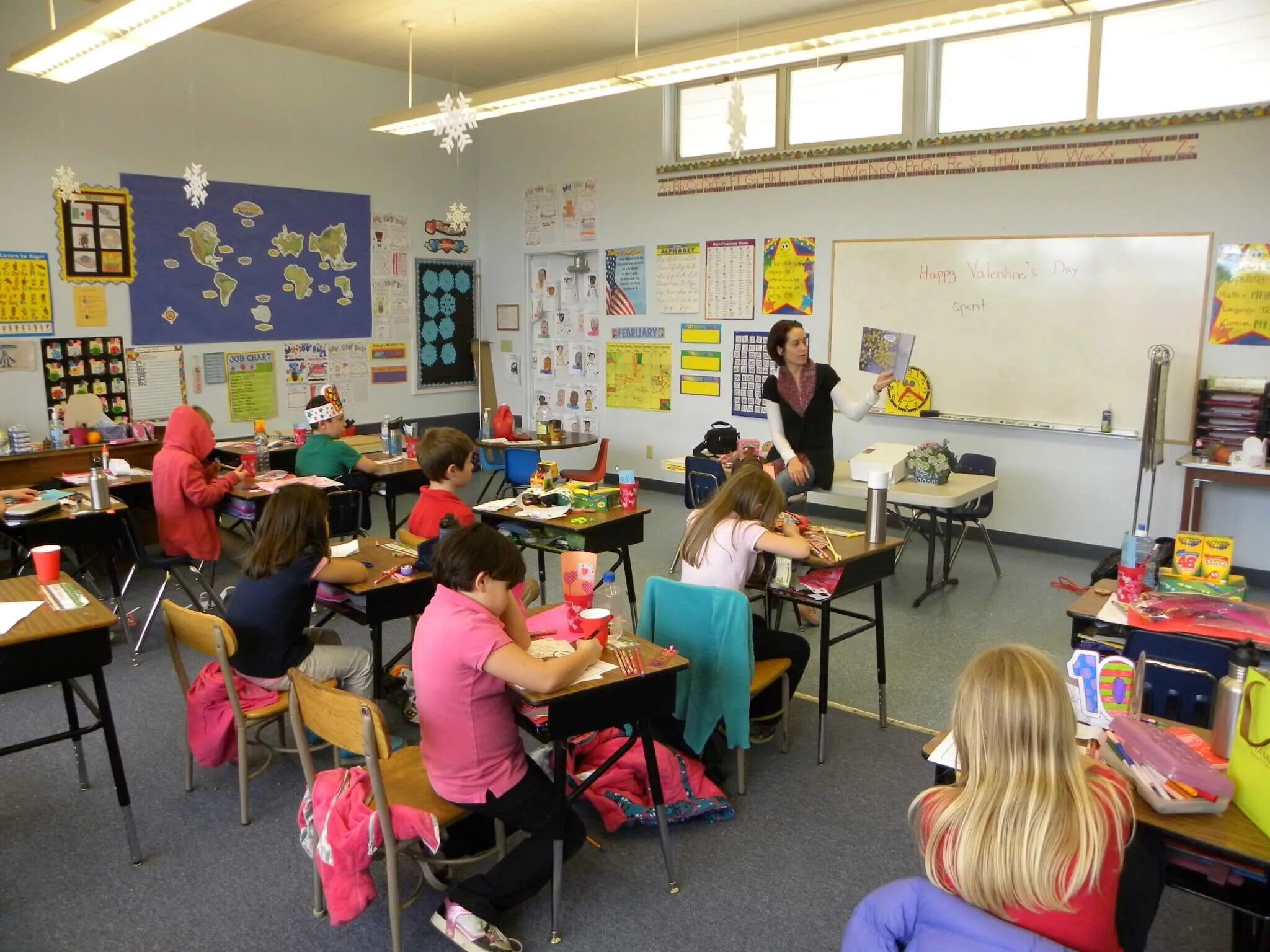 Elementary классы. классная комната в школе в разных странах. школа в америке. Elementary классы. начальная школа в америке.