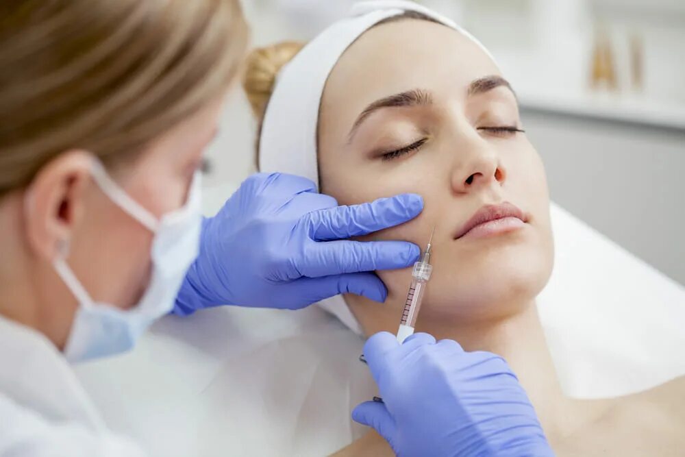 Bouticle botox life therapy revival шампунь. Косметология инъекции. Botox life therapy. Botox life therapy. Ботулинотерапия ботокс.