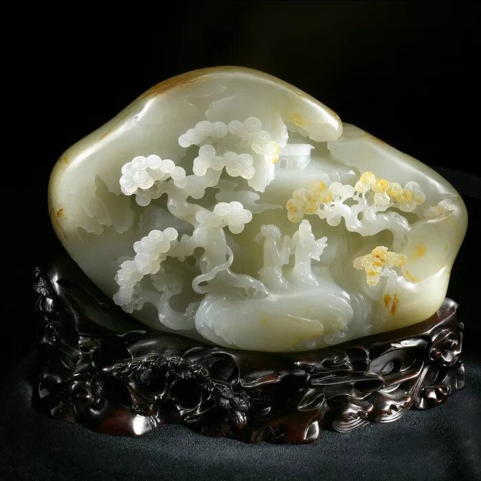 лазурит, белый нефрит, жадеит.