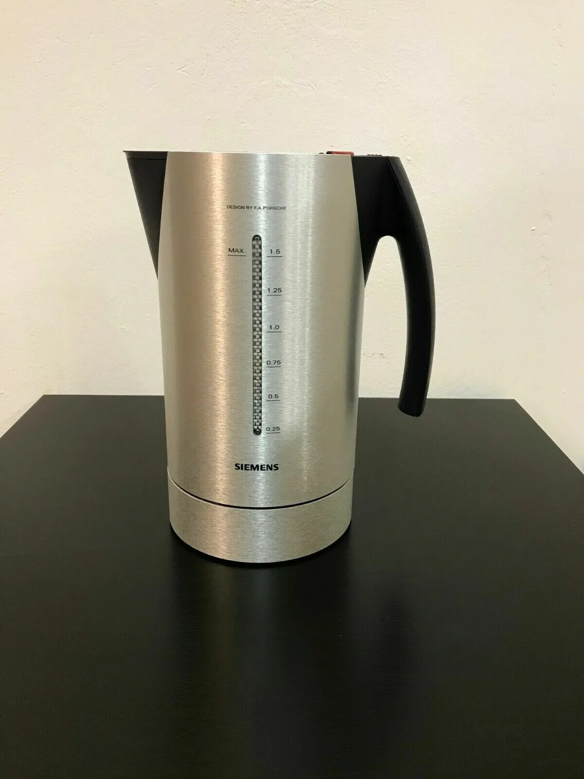 Чайник сименс порше. Siemens porsche design кофеварка. Siemens porsche. Чайник siemens porsche design. Siemens porsche design.