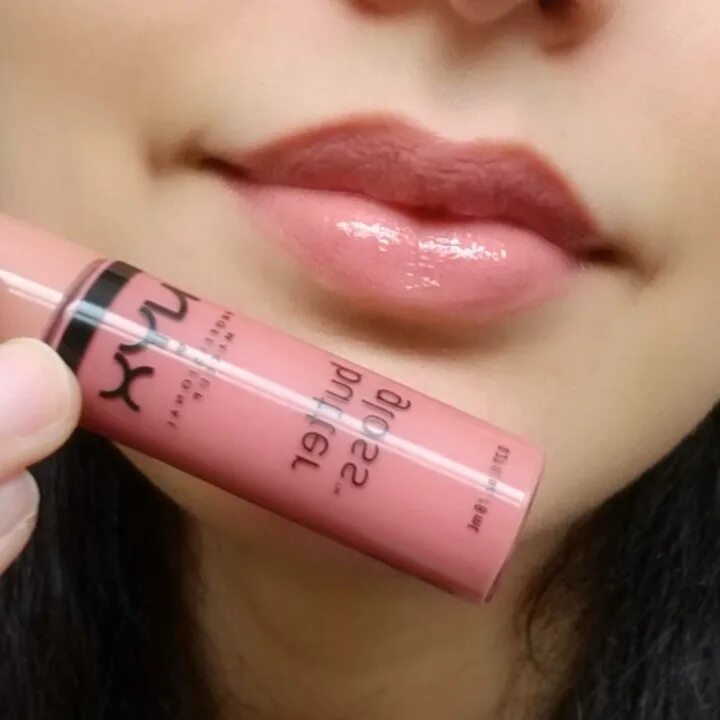 Блеск для губ nyx. NYX professional Makeup Butter Gloss. NYX professional Makeup Butter Lip Gloss. NYX блеск 32. NYX professional Makeup Butter Gloss 36.