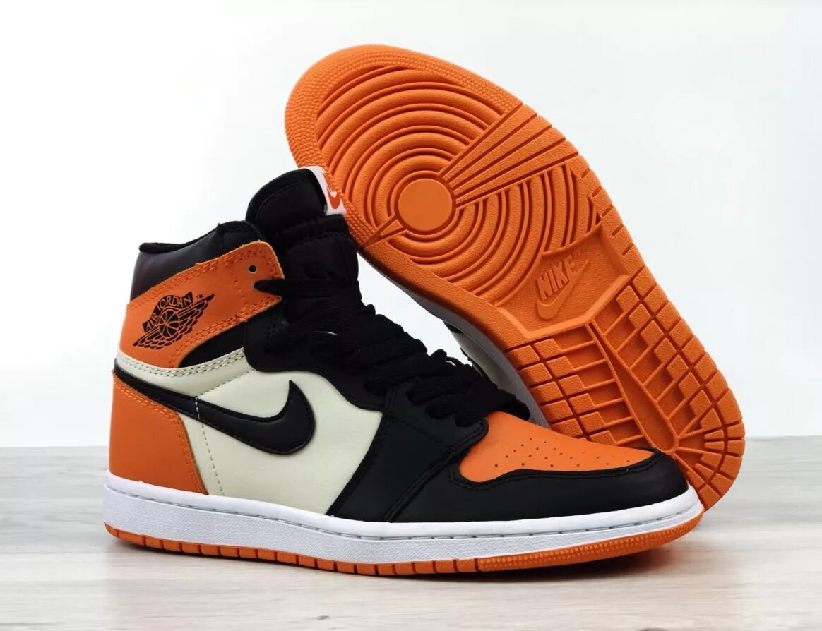 Nike Jordan 1 Orange. Nike Air Jordan 1 оранжевые.