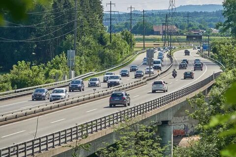 Строительство дорог границей