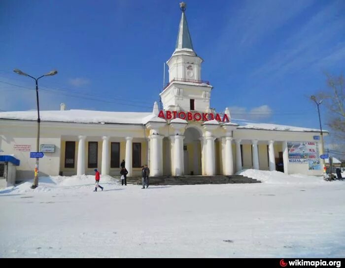 Поезд североуральск. Вокзал Североуральск. Автостанция Североуральск. Автовокзал город Североуральск. Железнодорожный вокзал Североуральск.