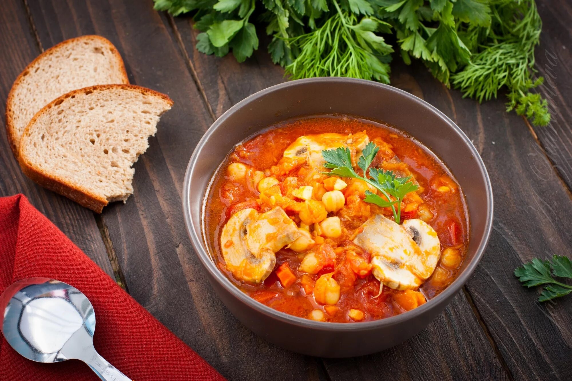 Постная еда рецепты простые. Чечевичный суп-рагу. Овощное рагу с нутом. Суп солянка. Солянка овощная.