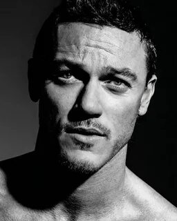 Жеткізу кезінде ер жыныстық қуыршақ қолма-қол ақша