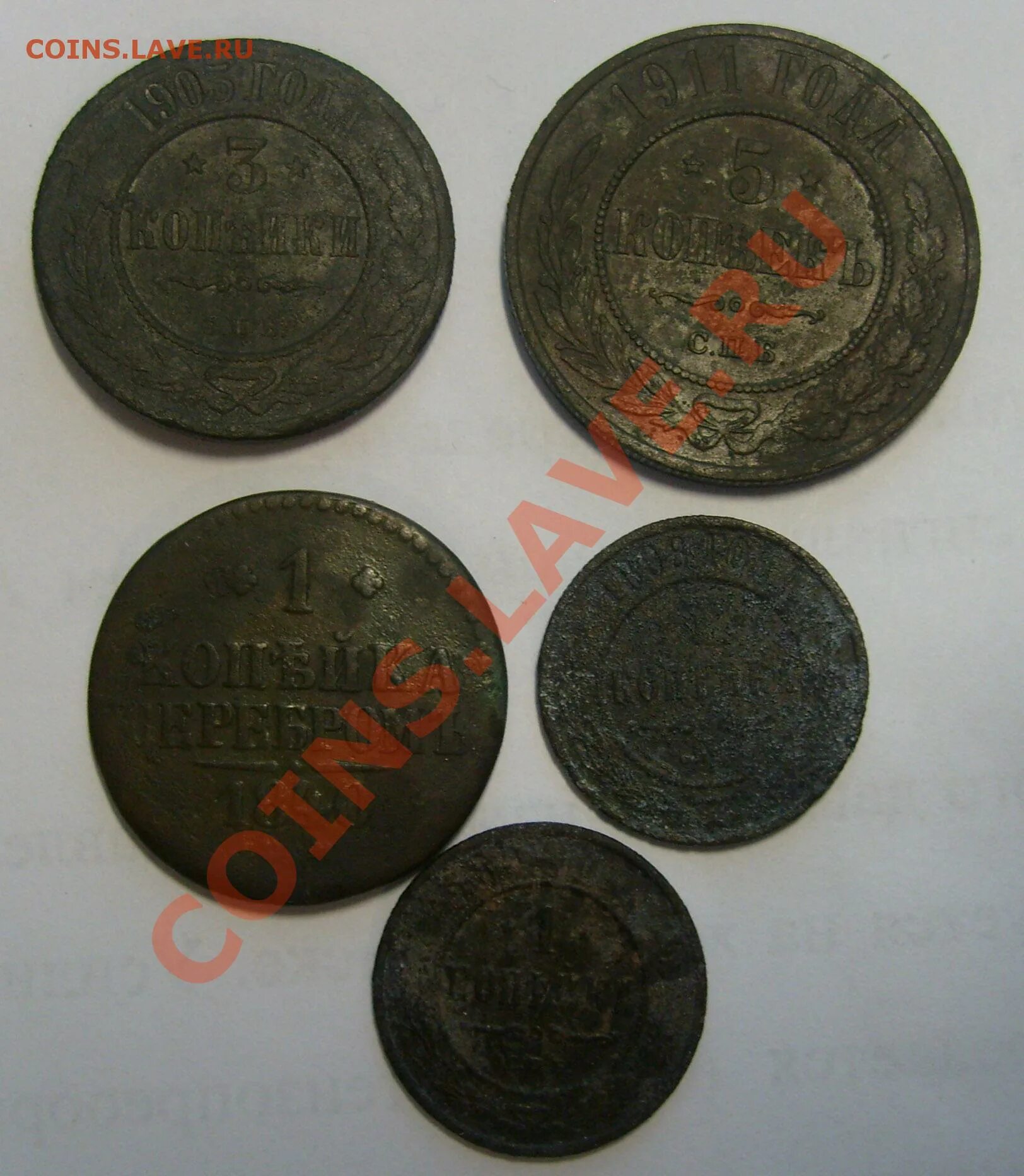 Что лишнее медь медяк медовый медный. Считают последние медяки. Монета петра 1 1703. Медяк. Монет святой патрика.