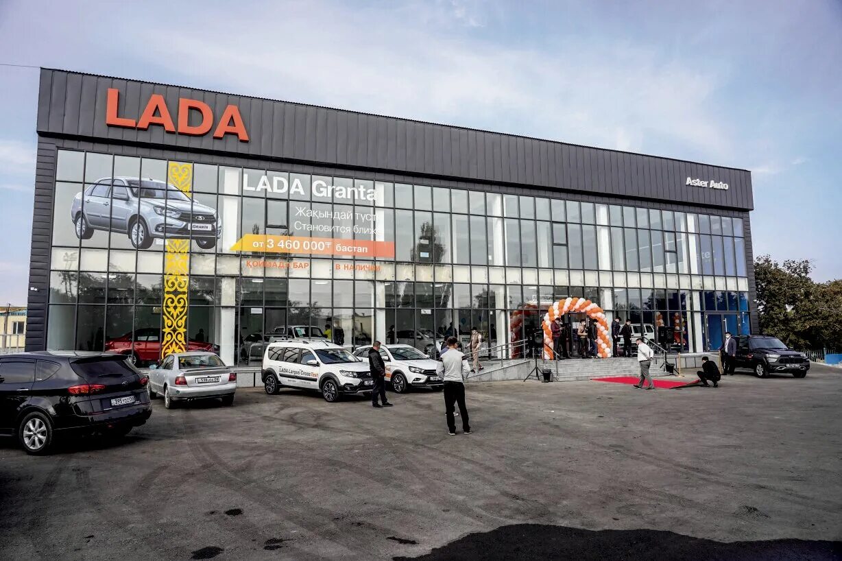 Авто тараз. Тараз автосалон. Aster auto Казахстан. Aster auto Казахстан Omoda. Астер авто в Караганде.