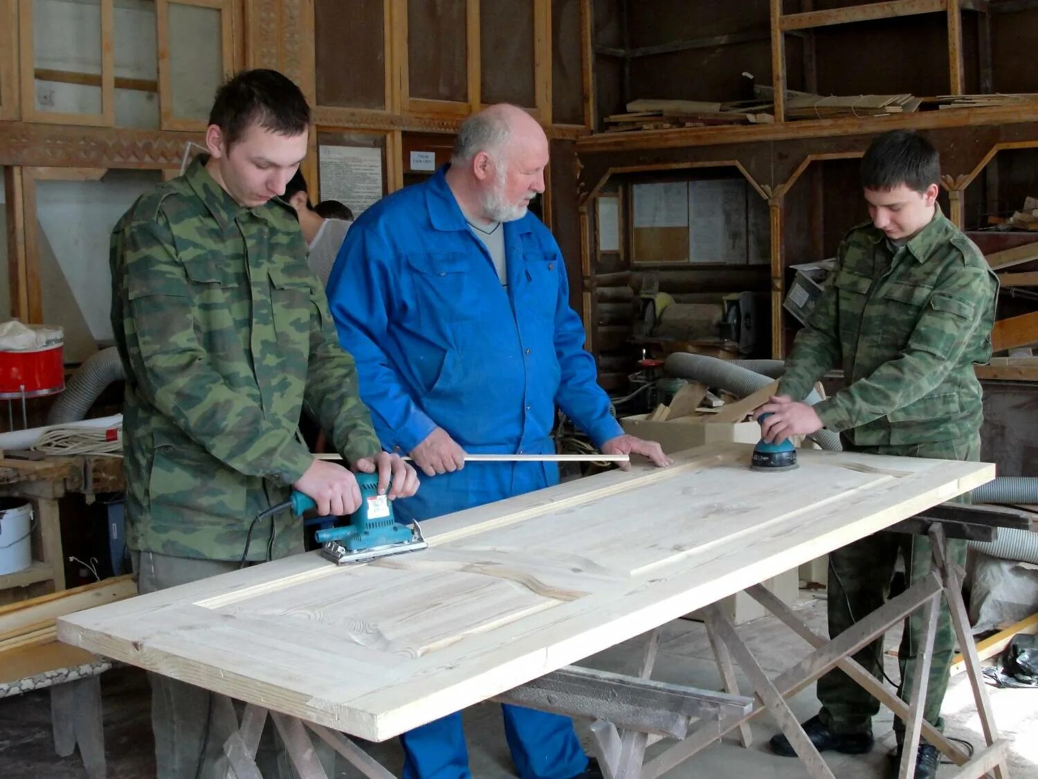 благовещенск ул мухина. магазин столяр элиста. столяр плотник. столяр.
