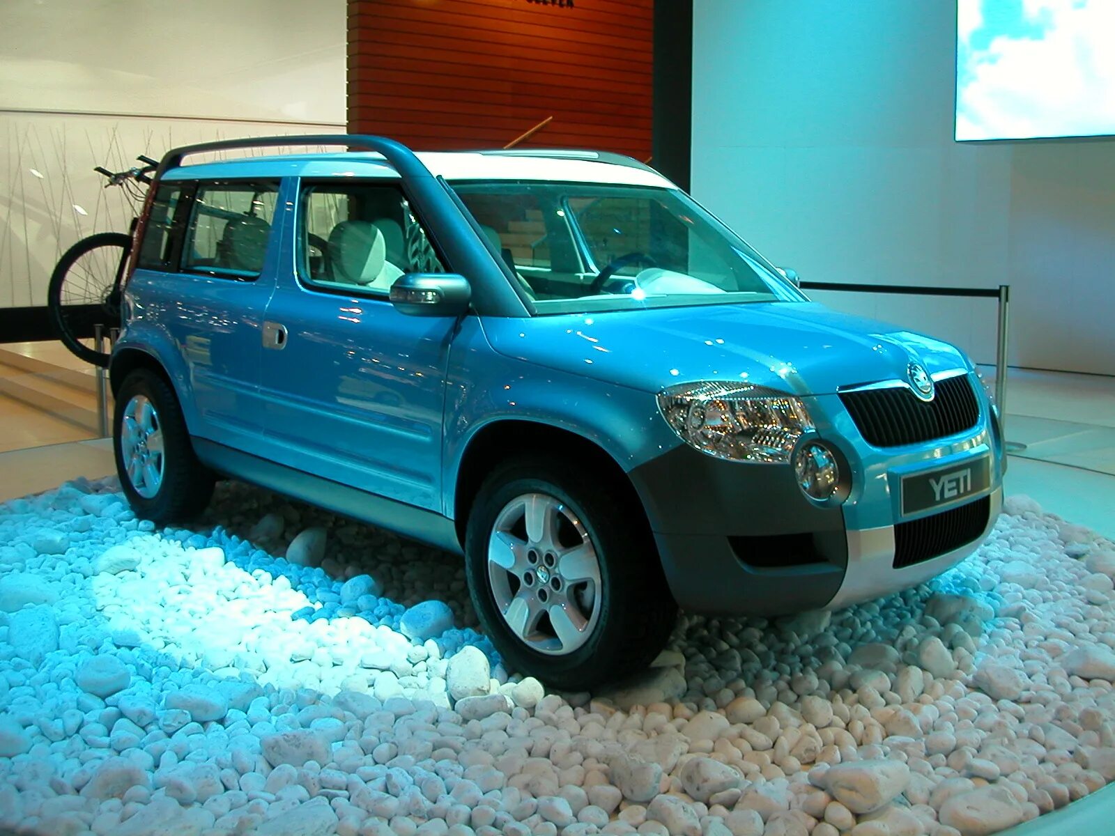 Skoda yeti outdoor. Производитель йети. Skoda yeti tuning. Skoda yeti 2009. Шкода йети 2.