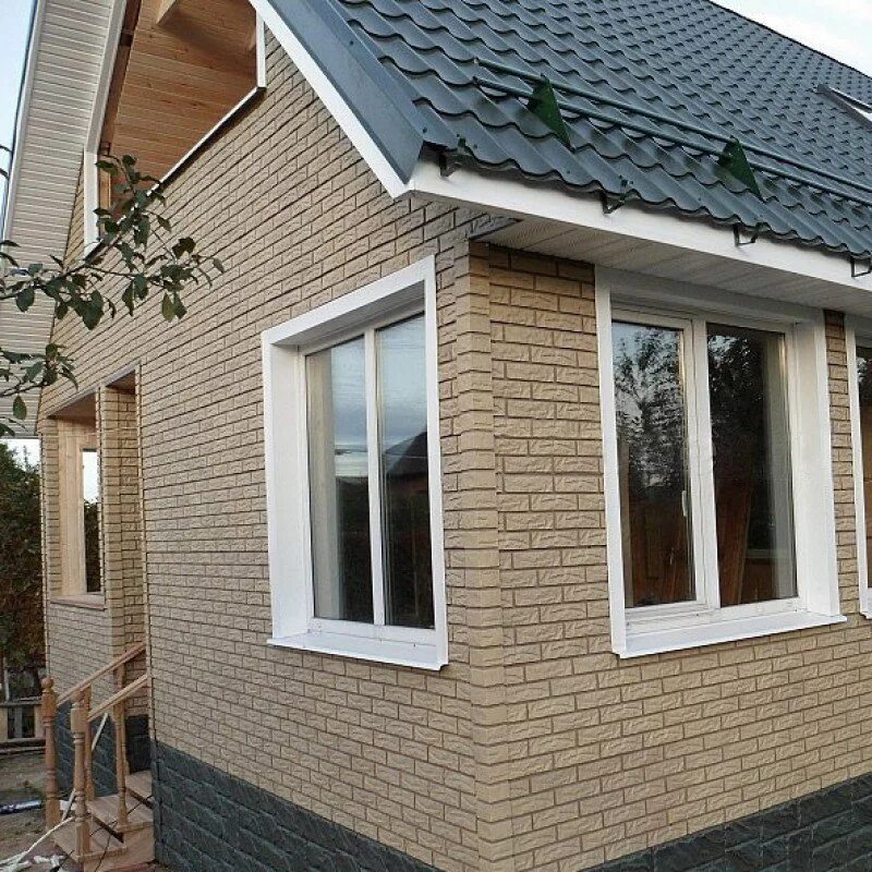 Панели под кирпич для внешней отделки. Фасадные панели nordside гладкий кирпич желтый. Обшить дом панелями. Отделка сайдингом кирпич. Кирпич песочный стоун хаус юпласт.