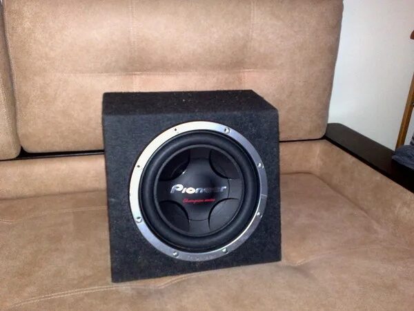 Установка сабвуфера саранск. Автозвук машины. Саб mystery с 4 динамиками. Саб клуб. Pride junior 12.