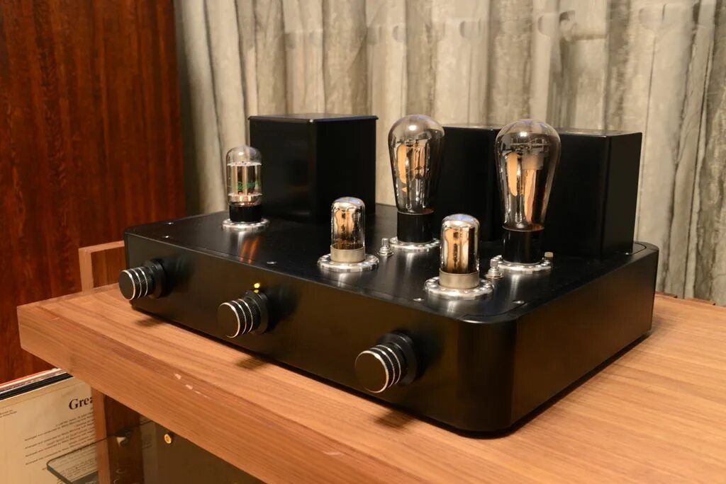 12ax7 фонокорректор. Ламповый рай червякова. Фонокорректор ламповый рай. Ламповый рай александр червяков сайт винил. Усилитель 6п14п самодельный корпус.