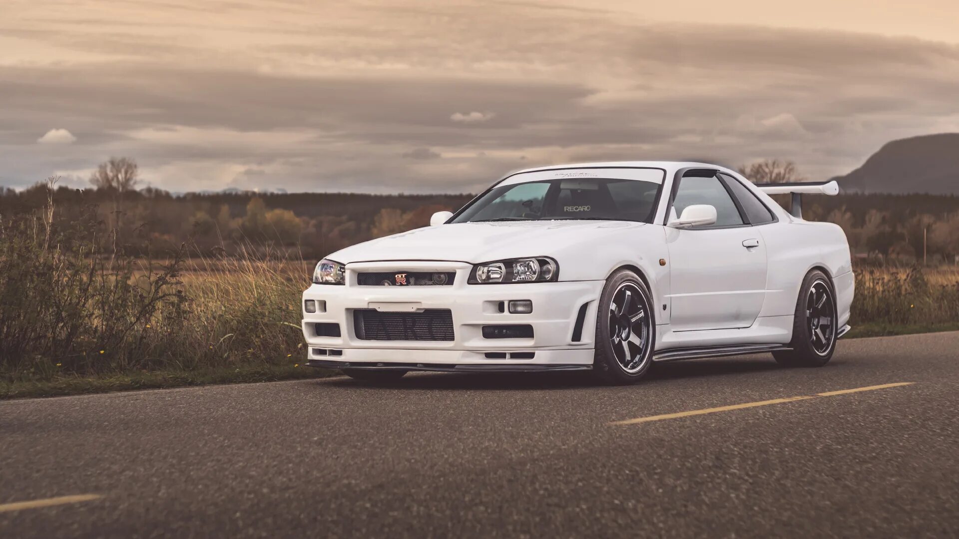 34 full. Nissan gtr 34 skyline ночью. Nissan skyline gtr r34 белый. Р34. Nissan skyline gtr 34.