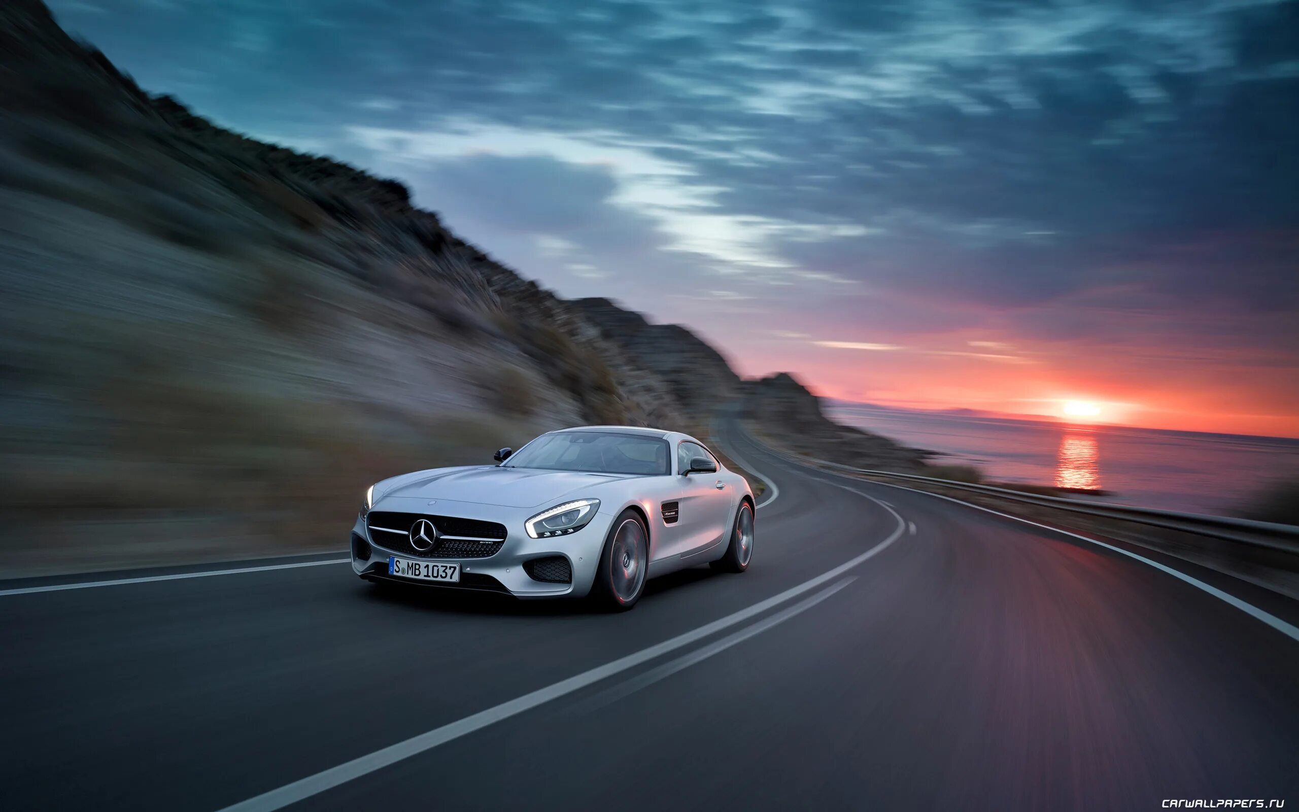 Mercedes Benz AMG. Mercedes Benz AMG gt. Мерседес АМГ 1920. Мерседес АМГ ГТ 2014. Машина красиво едет