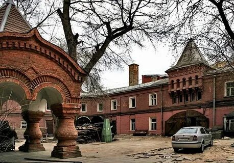 Дворец шаховской