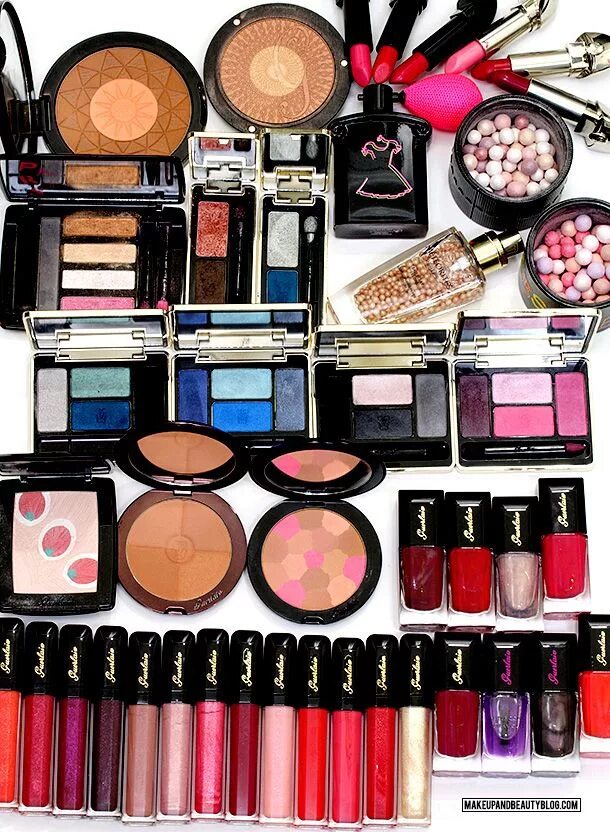 Палетка sephora make up academy. Набор теней sephora. Сепфора косметика интернет магазин. Декоративная косметика. Бренды косметики.