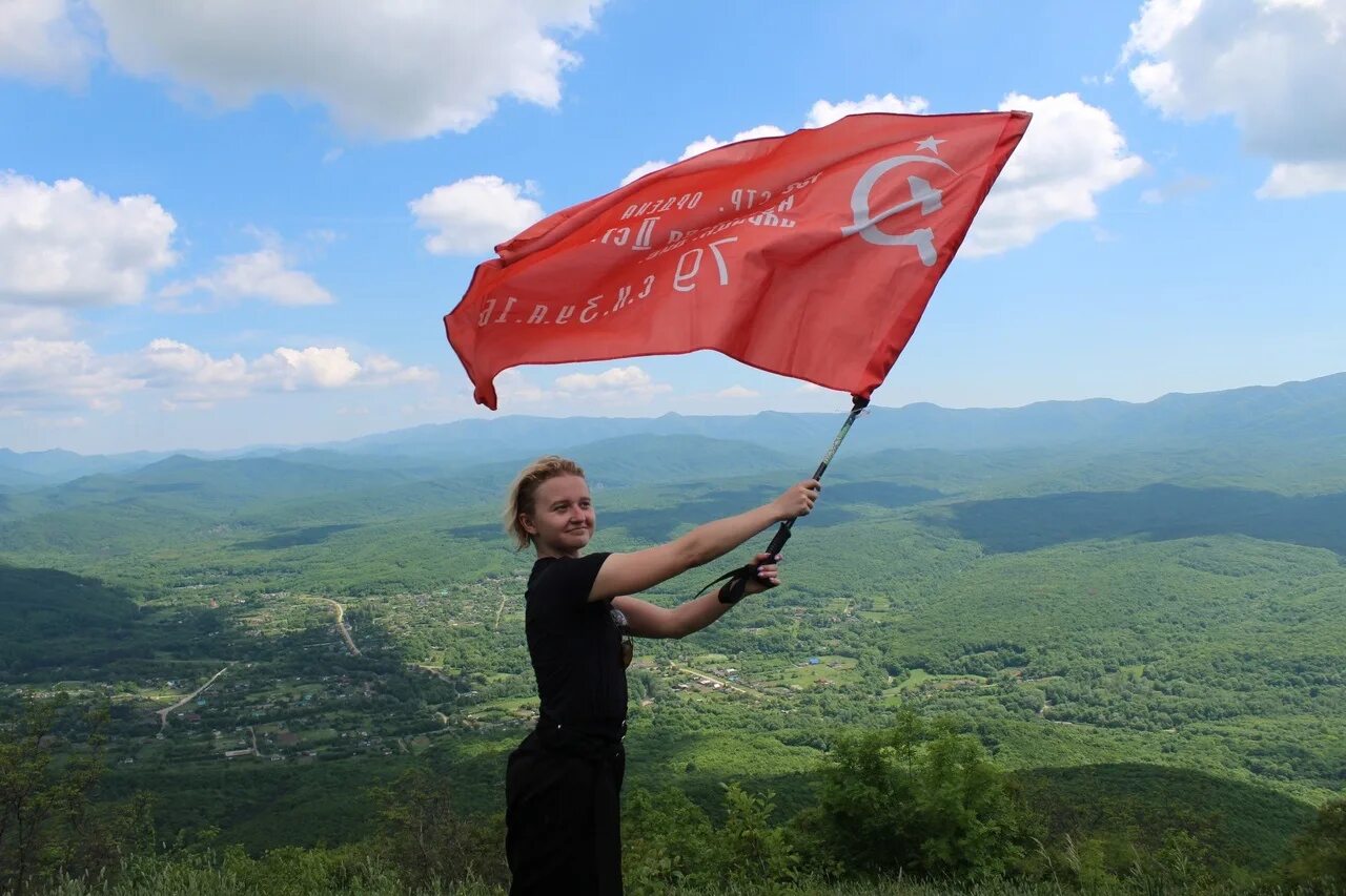 Завод арматуры абинск вид со стороны. Работа в абинском районе. Алма продакшн яблоки. Работа в абинском районе. Работа в абинском районе.