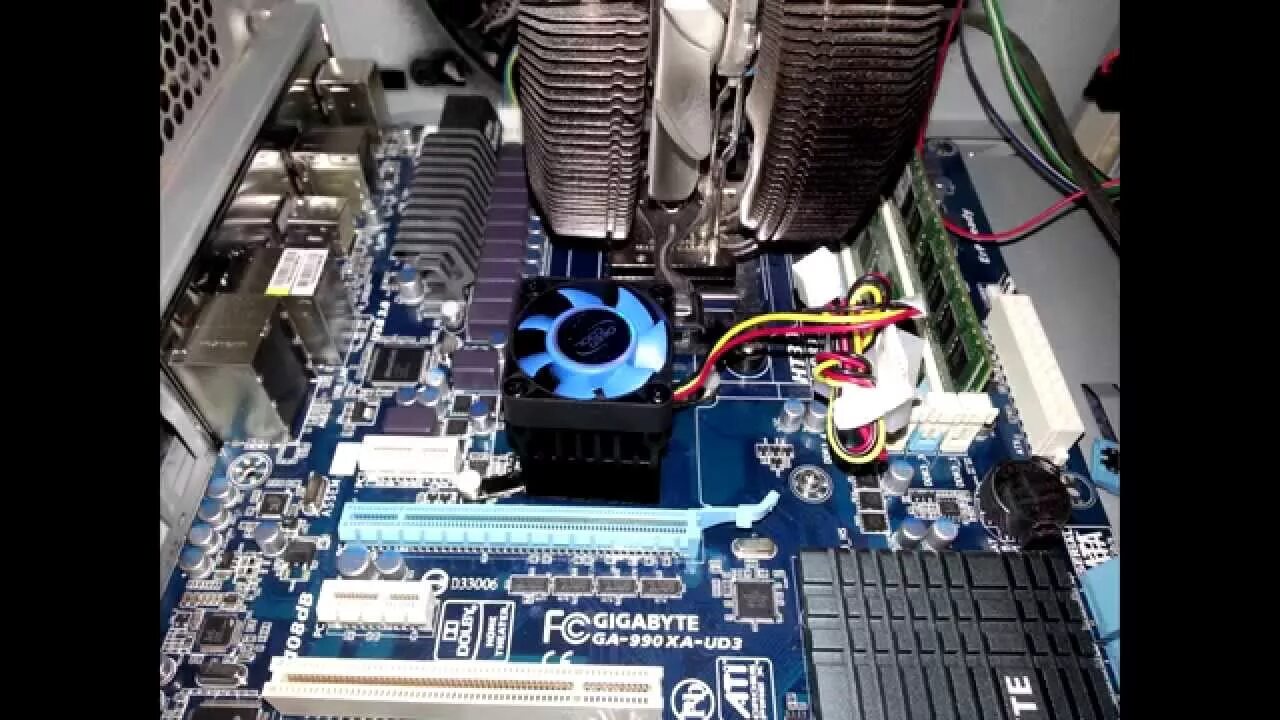 Msi сильно греется. Deepcool NBRIDGE 2. Кулер Северного моста Deepcool. Кулер на Южный мост Gigabit. Охлаждение Северного моста Gigabyte.