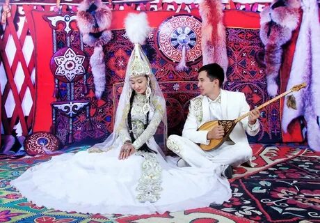 Орысша онлайн порно: күйеулер әйелдерін ауыстырады