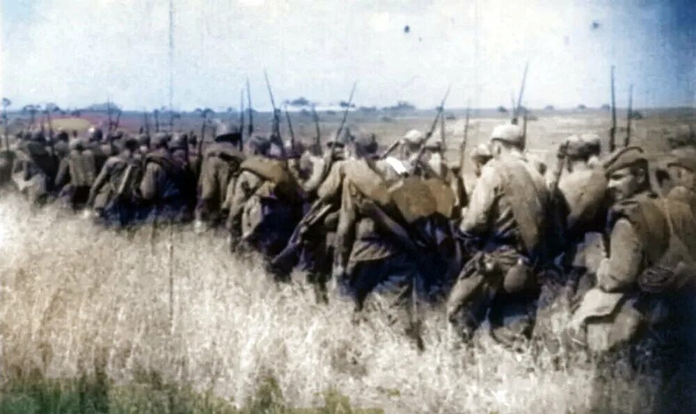 Отступление красной армии в начале войны. Отступление советских войск. Вов 1941-1945 строй солдат. Отступление советских войск. Освобождение молдавии 1940.