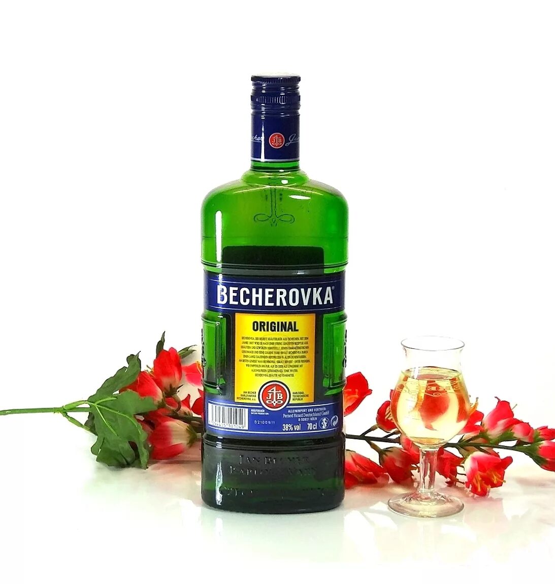 Бехтеревка. Ликер Карловарская Бехеровка. Ликер травяной Becherovka. Лиуер Карловарска Бехеровка. Бехеровка травяные ликёры.