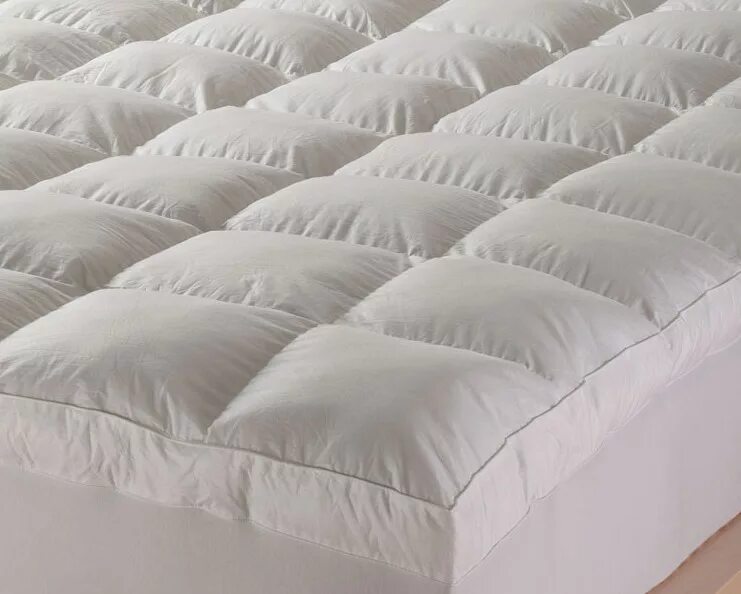 Подушки одеяла матрац. Select Luxury Pillowtop 180-200 матрас. Стеганое полотно для одеял. Стеганый матрас. Белое стеганое одеяло.