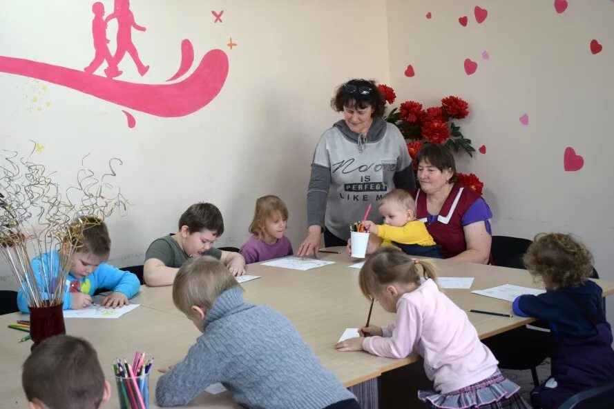 школа искусств радужный киров фото.