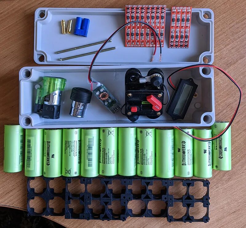 Зарядное устройство для lifepo4 аккумуляторов 12v. A123 lifepo4. a123 systems lifepo4. джамп стартер lifepo4. акб 26650 сборка.